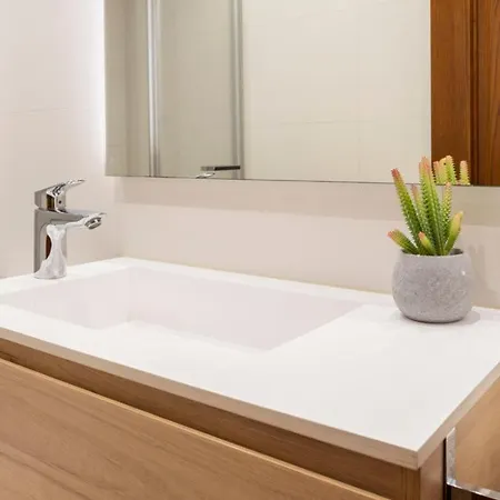 Elegante Y Amplio Con Vistas Espectaculares Apartamento *