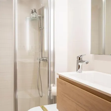 Elegante Y Amplio Casa Con Vistas Espectaculares