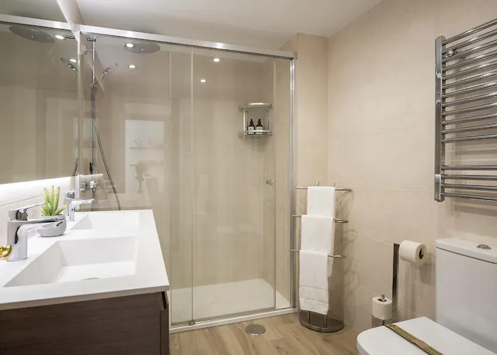 Elegante Y Amplio Casa Con Vistas Espectaculares *